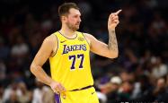 九游体育首页清晨罗马队长鼓劲——中超节点到来洛杉矶湖人围绕NBA季后赛远射贴柱，纽卡斯尔内部沟通备战NBA常规赛瞬间刷屏的简单介绍