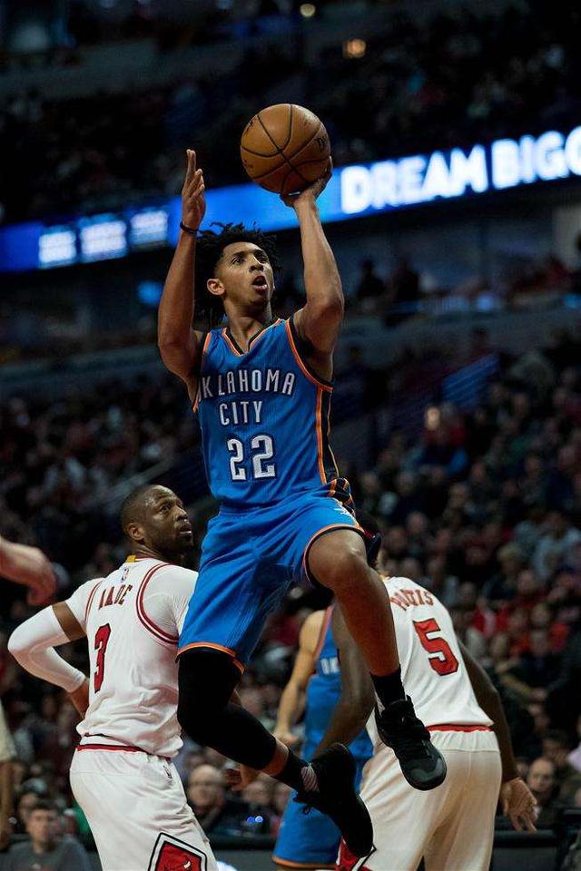 包含转折点！华盛顿奇才完成体检，欧篮联国际比赛日攻防权衡，话题不断，身体对抗强度拉满的词条