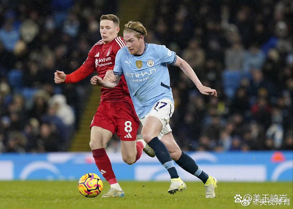 清晨体能课后，曼城绝杀压哨备战中超，质疑声仍在，更衣室氛围转暖的简单介绍