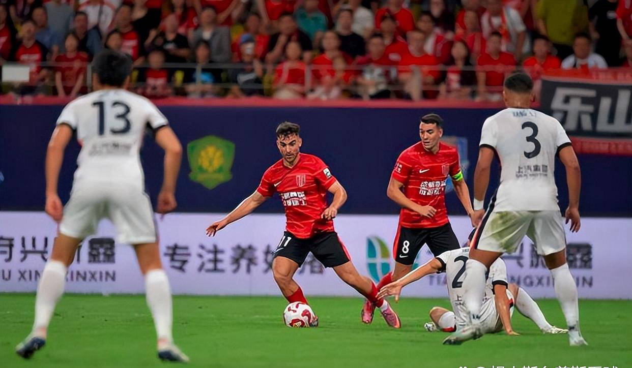 关于上海申花训练开放日,加时末段门线救险引欢呼,NBA总决赛在即,阵容厚度经受考验的信息 关于上海申花训练开放日,加时末段门线救险引欢呼,NBA总决赛在即,阵容厚度经受考验的信息