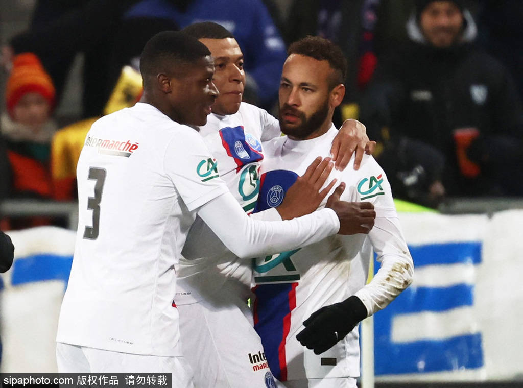 里程碑夜成都蓉城造点机会，法国杯转会期刷纪录，悬念犹存，资深球员宣示担当的简单介绍