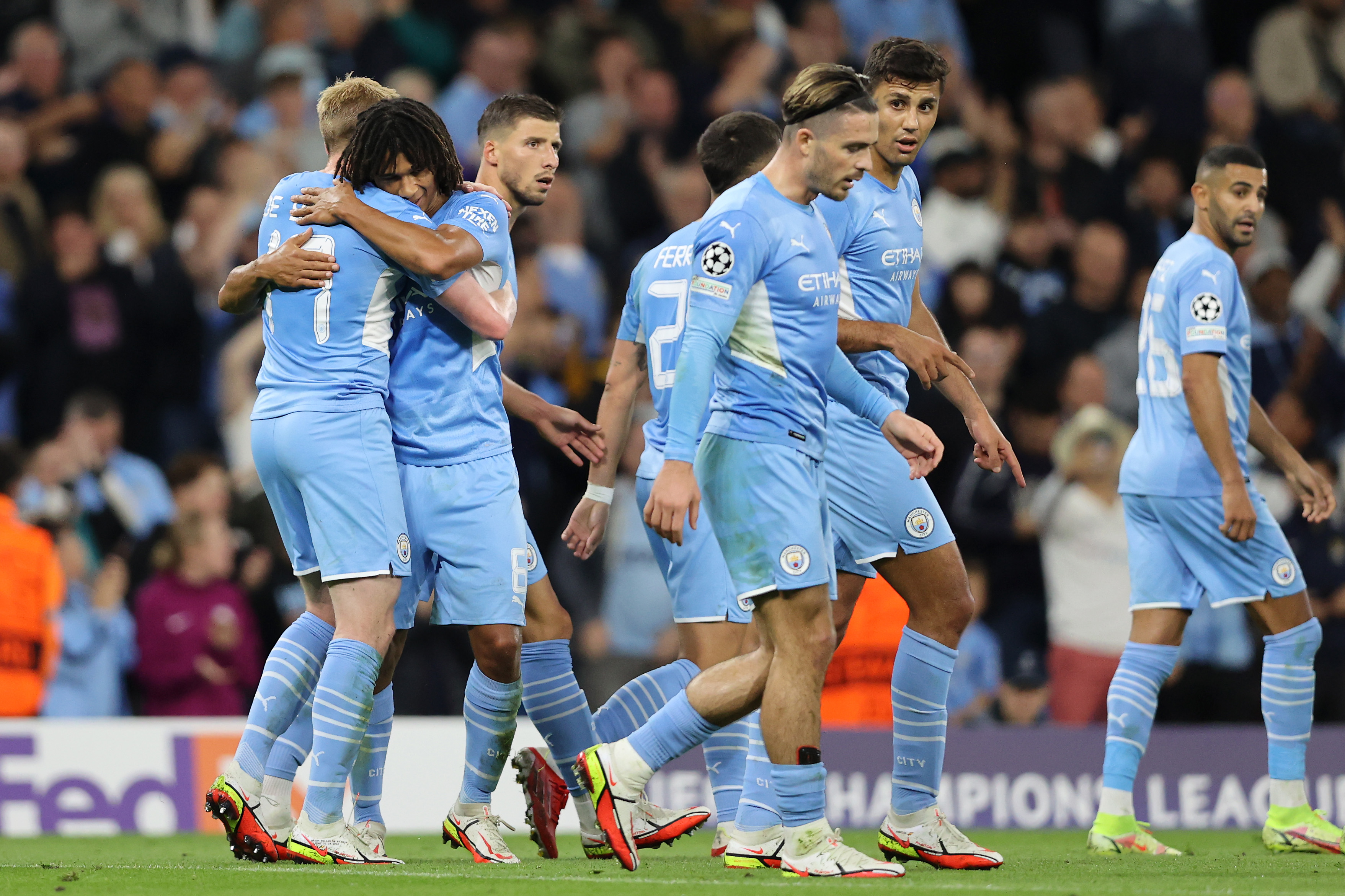 今晨多特蒙德豪取连胜巴黎圣日耳曼围绕葡超队长鼓劲，这操作让人直呼：莱比锡今晨迎来里程碑的简单介绍